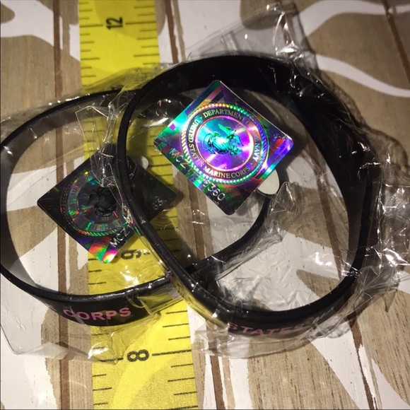 2 United States Marine Corps Bracelets Black/Pink - Picture 3 of 6